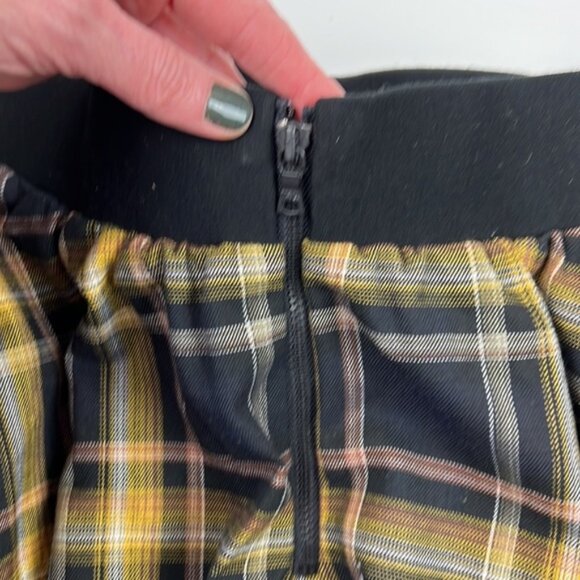 Alice&Olivia yellow&black plaid mini skirt - Picture 9 of 10